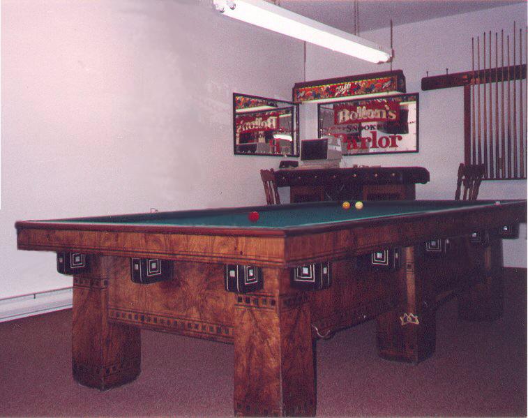 billiardtablecornernew.jpg